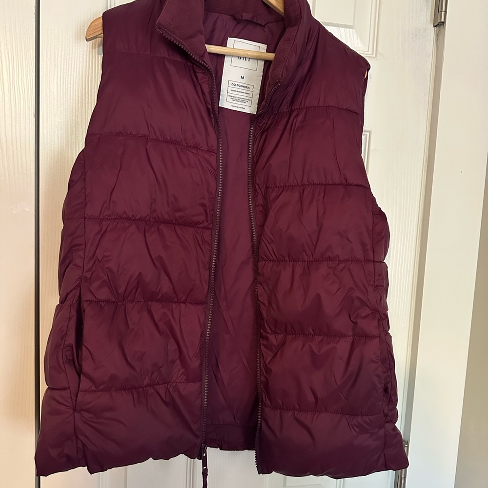 GAP Maroon Puffer Vest for Women